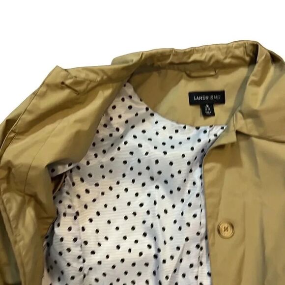 Lands end fully lined lightweight khaki jacket. Size medium - Picture 3 of 4